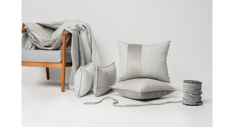 Zestaw poduszek dekoracyjnych Aluminium