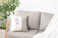 Poduszka dekoracyjna Dmuchawiec Stone 45 x 45 cm